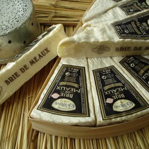 Artikel-Nr. 2584<br>BRIE DE MEAUX SPITZE, Weichkäse aus Frankreich, 200 g