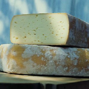 Artikel-Nr. 7441<br>BIO HOFKÄSE, Halbfester Schnittkäse aus Deutschland, 1,7 kg